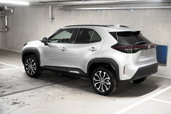 Vehicle image 6 Vehicle image 6