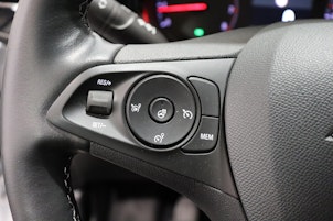 Vehicle image OPEL Corsa 1.2 T Edition