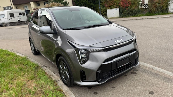 Vehicle image 3 Vehicle image 3