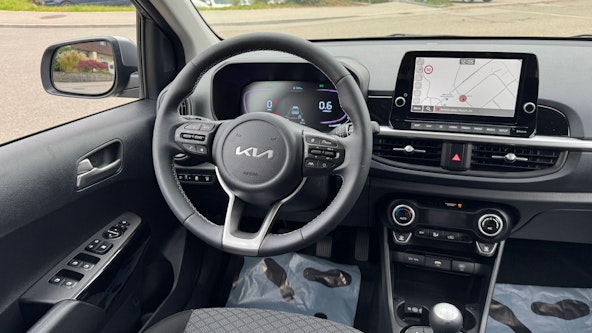 Vehicle image 15 Vehicle image 15