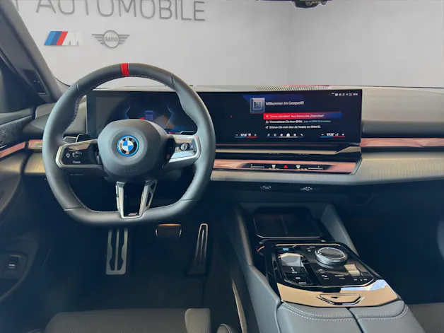BMW i5 M60 xDrive