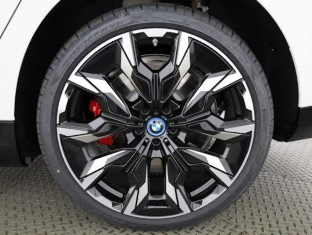 BMW i5 M60 xDrive