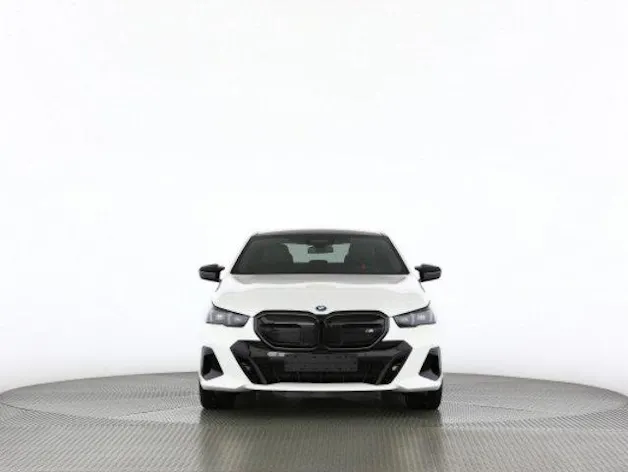 BMW i5 M60 xDrive