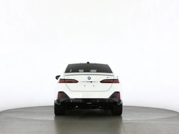 BMW i5 M60 xDrive