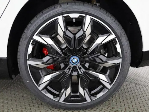 BMW i5 M60 xDrive