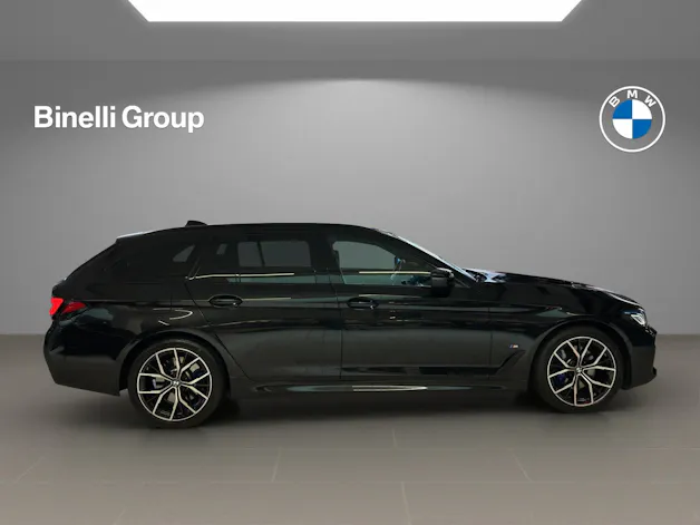 BMW 530i xDrive Touring Pure M Sport