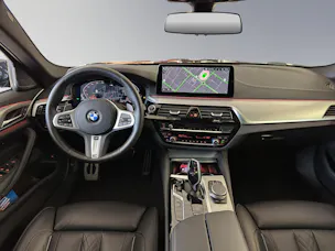 BMW 530i xDrive Touring Pure M Sport