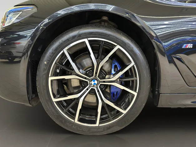 BMW 530i xDrive Touring Pure M Sport