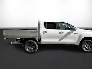 Toyota Hilux Double Cab.Alubrücke 2.8 D-4D 204 Style MHEV
