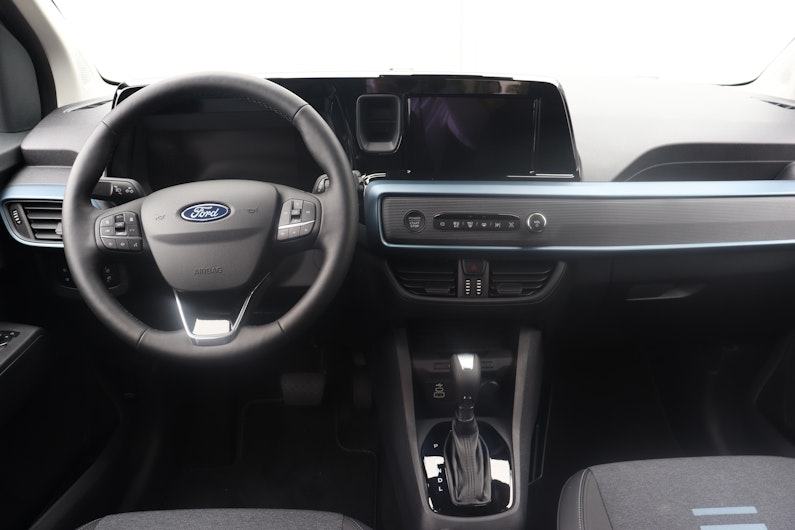 Vehicle image FORD TOURNEO COURIER