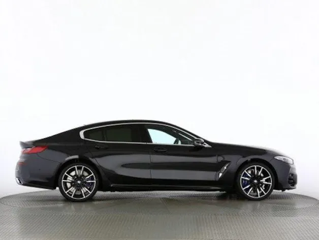 BMW M850i xDrive Coupé