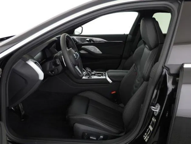 BMW M850i xDrive Coupé