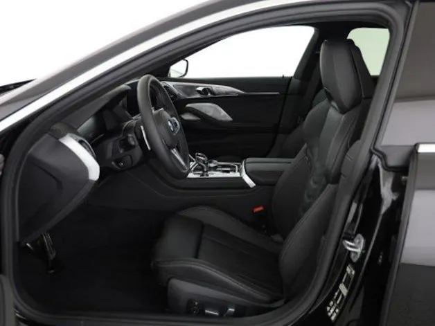 BMW M850i xDrive Coupé