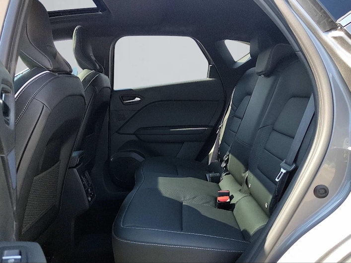 Vehicle image MITSUBISHI ASX