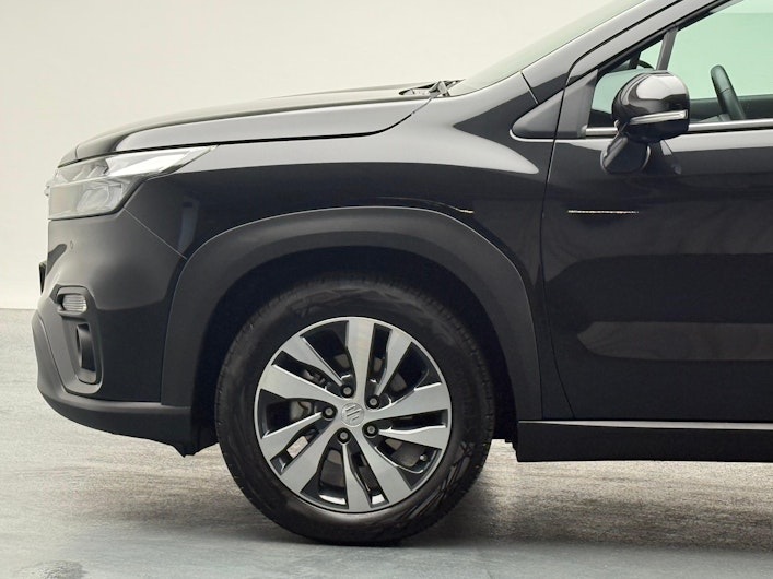 Vehicle image SUZUKI S-CROSS