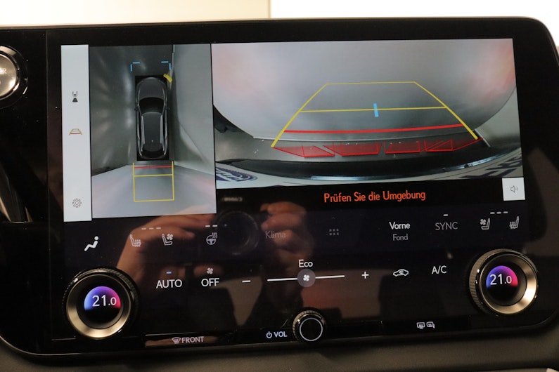 Vehicle image LEXUS RX