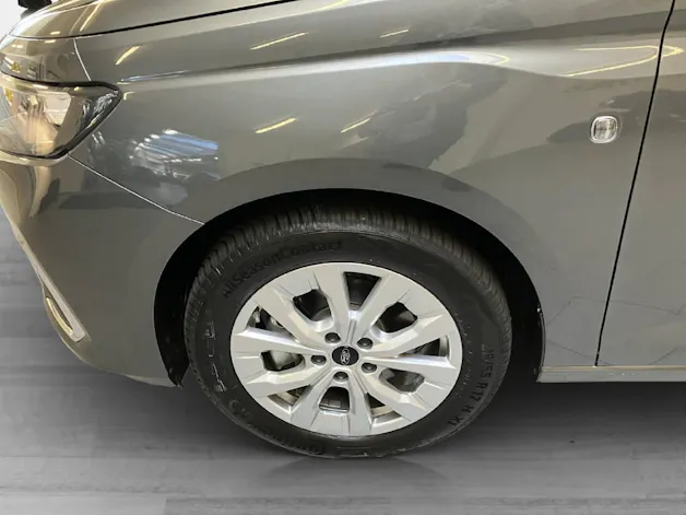 Ford Tourneo Grand Connect 1.5 Titanium Rollstuhlumbau