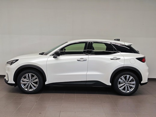 LEXUS LBX 1.5 Hybrid Impression 3