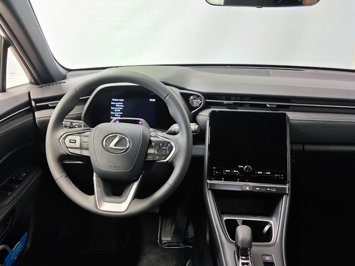 Vehicle image LEXUS LBX