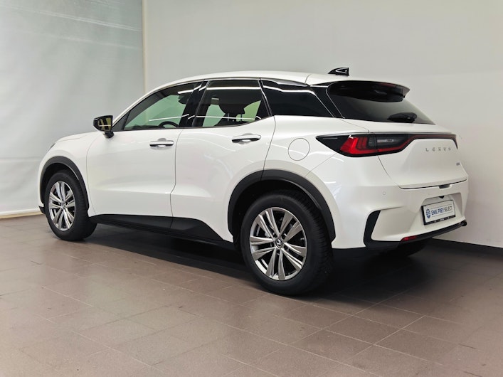 Vehicle image LEXUS LBX