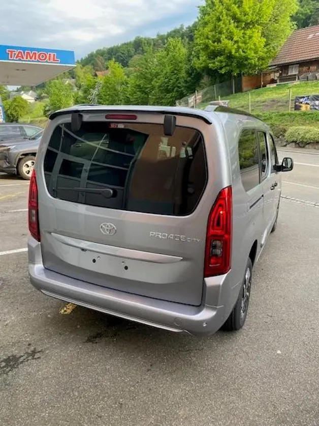 Toyota Proace City Verso L2 1.5 HDi 130 Trend