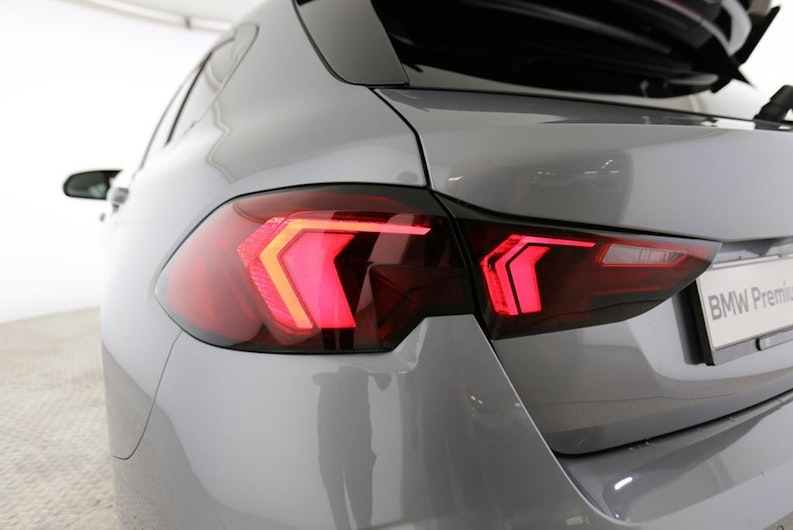 Vehicle image BMW 1 SERIES