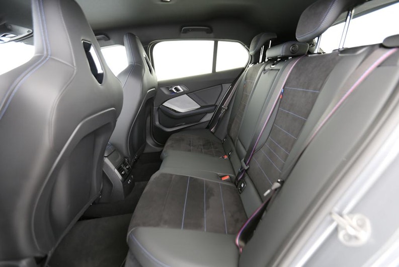 Vehicle image BMW 1 SERIES