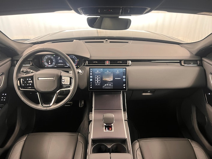 Vehicle image LAND ROVER RANGE ROVER VELAR