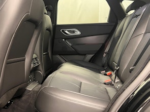Vehicle image LAND ROVER Range Rover Velar 3.0 D I6 300 Dynamic SE