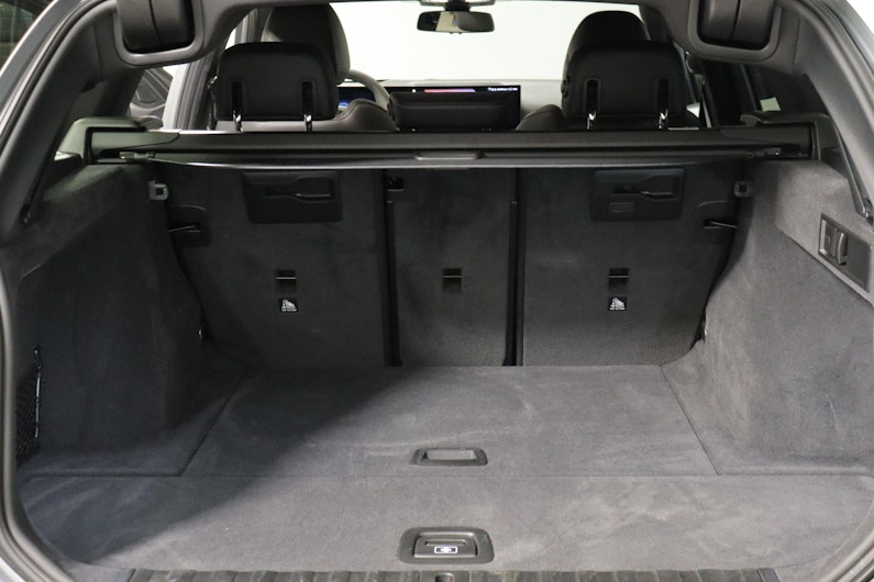 Vehicle image BMW 3 SERIES