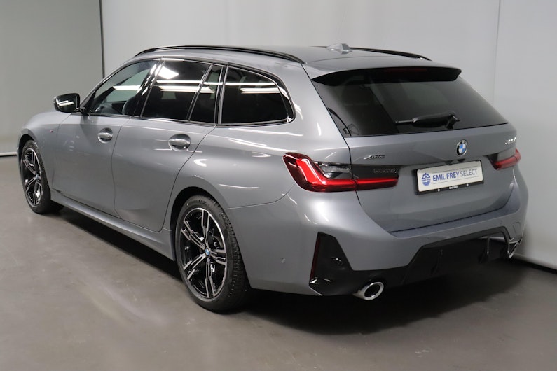 Vehicle image BMW 3 SERIES