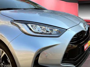 Toyota Yaris 1.5 VVT-i HSD Trend