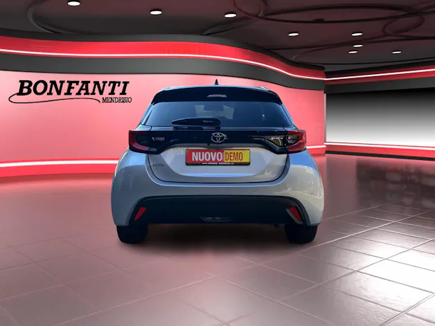 Toyota Yaris 1.5 VVT-i HSD Trend