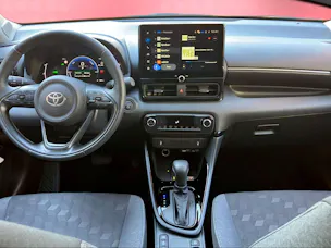 Toyota Yaris 1.5 VVT-i HSD Trend