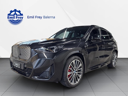 BMW iX1 30 xDrive 0 BMW iX1 30 xDrive 0