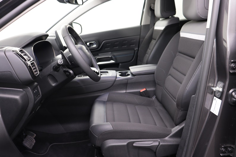 Vehicle image CITROEN C5 AIRCROSS