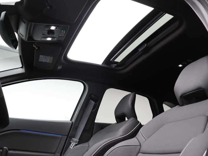 Vehicle image MITSUBISHI ASX