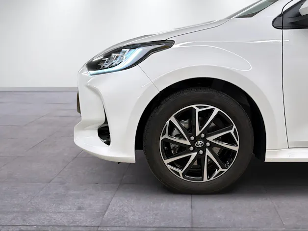 Toyota Yaris 1.5 VVT-i HSD Trend