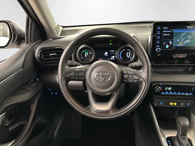 Toyota Yaris 1.5 VVT-i HSD Trend