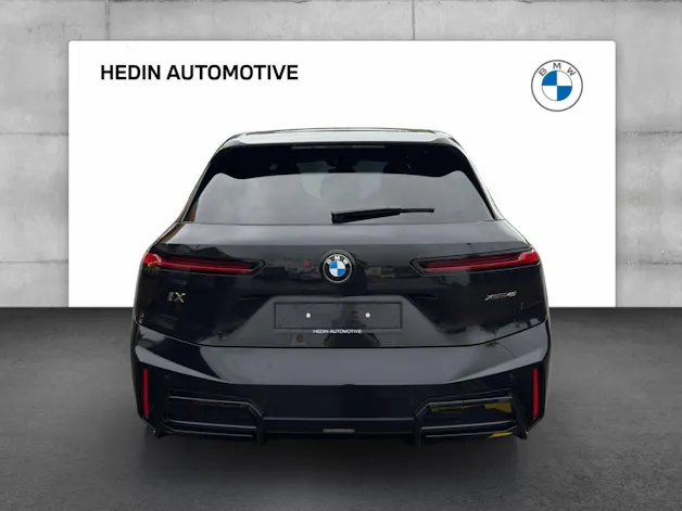 BMW iX xDrive45