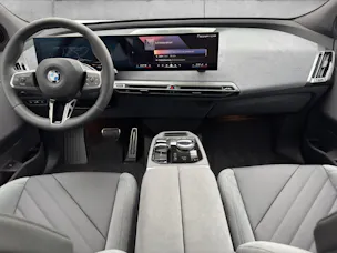 BMW iX xDrive45