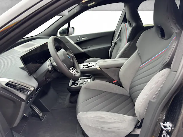 BMW iX xDrive45