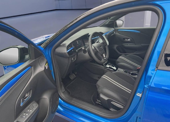 Vehicle image 5 Vehicle image 5