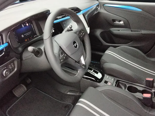 Opel Corsa 1.2 T Hybrid Sporthilfe