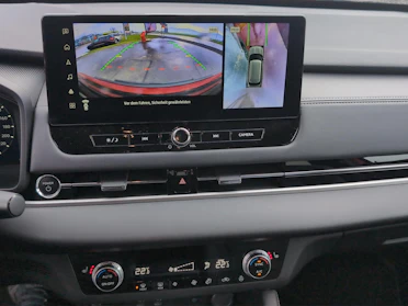 MITSUBISHI OUTLANDER 14