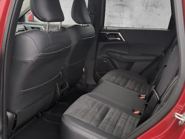 Mitsubishi Outlander 2.4 PHEV Invite 4x4 Edition