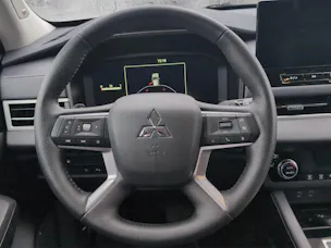 Mitsubishi Outlander 2.4 PHEV Invite 4x4 Edition