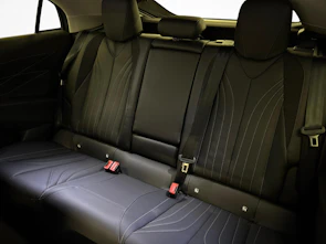 Fahrzeugbild DS AUTOMOBILES No8 E-Tense Pallas