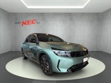 First vehicle image