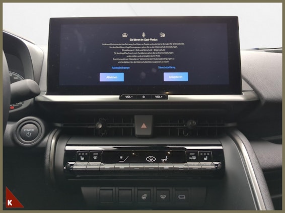 Vehicle image 15 Vehicle image 15